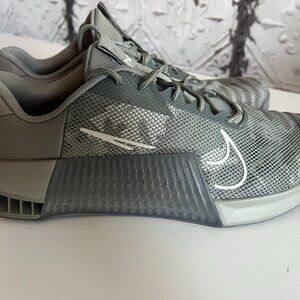 Nike Metcon Men's Size 11.5 Athletic Sneakers Gym Shoes – Gray